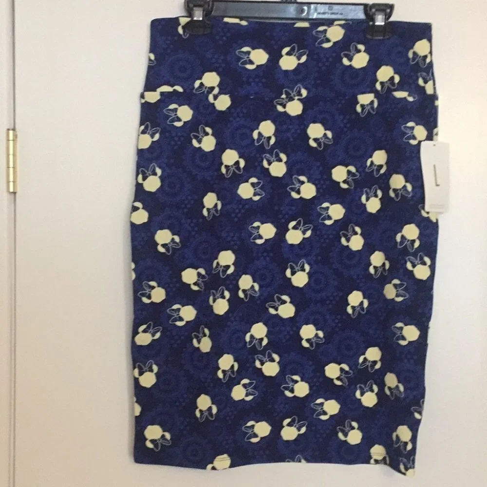 L LuLaRoe‎ Cassie Skirt Disney A01 1691